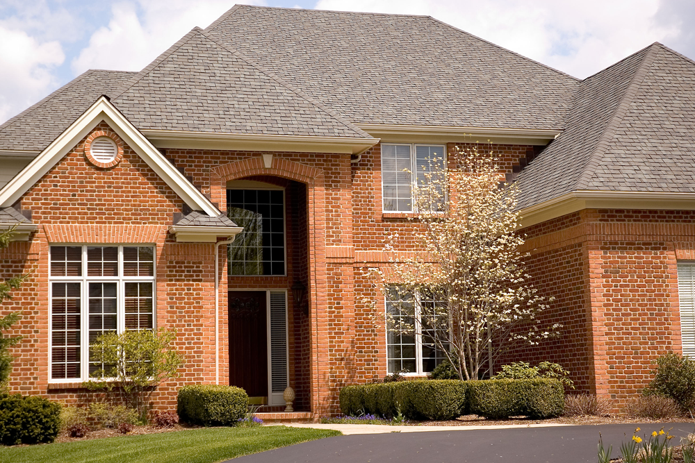 How To Choose The Roof Color For A Red Brick House