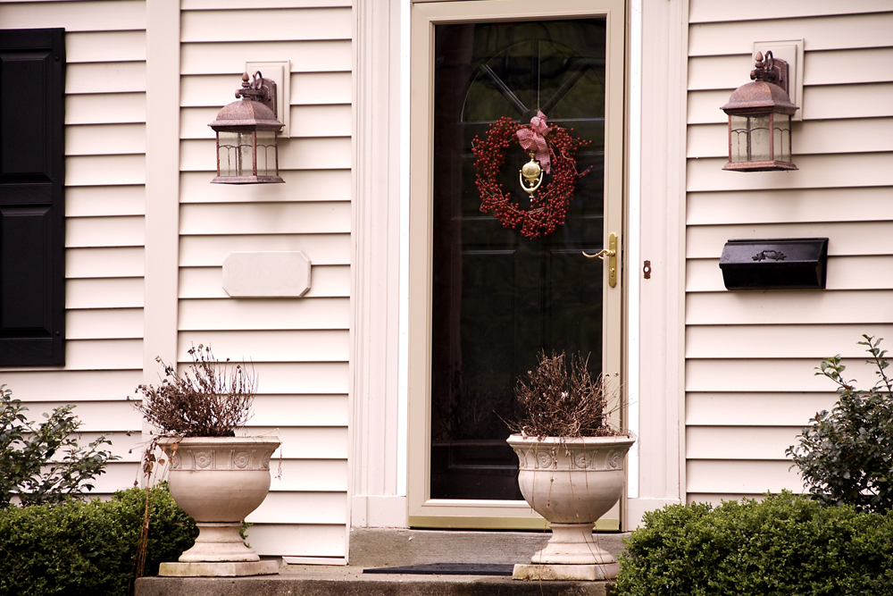 Painting Siding Vs. Replacing Siding: Which Is Best For You?